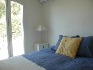 Cama o camas de una habitación en Les Hauts de Carcès