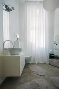 Zdjęcie z galerii obiektu Valsabbion City Suite w Puli