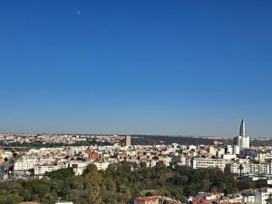Uma vista geral de Rabat ou a vista da cidade a partir do apartamento