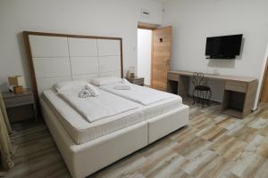 Giường trong phòng chung tại TWENTY PARK