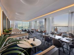 Posezení v ubytování Mövenpick Hotel Auckland