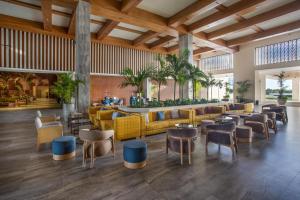 Posezení v ubytování Serenade Punta Cana Beach & Spa Resort