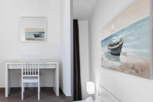 Fotografie z fotogalerie ubytování Modern Los Mojones Villa 3 Bedrooms All En-Suite Villa Berniente Great Sea Views Puerto Del Carmen v destinaci Puerto del Carmen