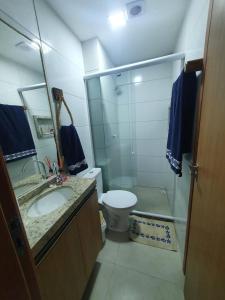 Ett badrum på Vila Atlântida 207B