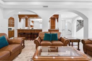 Χώρος καθιστικού στο Villa Del Mar home