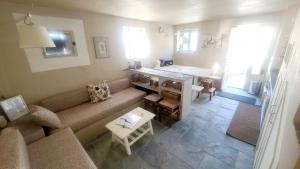 Χώρος καθιστικού στο CABANON PETRONILLE +12 φωτογραφίες