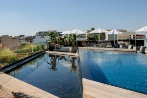 Bazén v ubytovaní Skylark, Aluma Hotels & Resorts alebo v jeho blízkosti