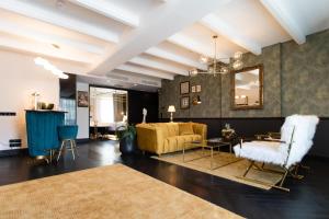 Posedenie v ubytovaní Skylark, Aluma Hotels & Resorts