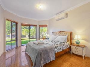Afbeelding uit fotogalerij van Seaside Modern and Luxurious Mansion with Pool in Wellington Point