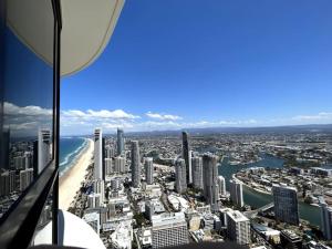 Vista generica su Gold Coast o vista sulla città dall'interno dell'appartamento