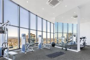 Palestra o centro fitness di Views from Clouds New Skyhome in Luxury Resort
