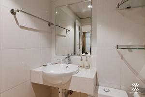 Phòng tắm tại NB APARTMENT-LINH LANG