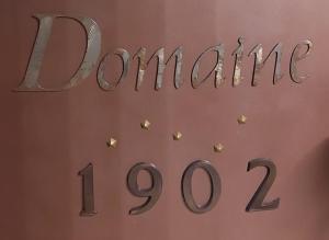 Certyfikat, podpis lub inny dokument wystawiony w obiekcie "Domaine 1902"piscine,billard,boulodrome,14 pers