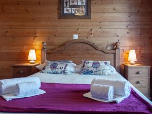 Postel nebo postele na pokoji v ubytování Chalet Agneau by Interhome