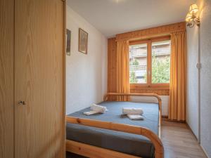 Postel nebo postele na pokoji v ubytování Apartment Beau Site No 21 by Interhome