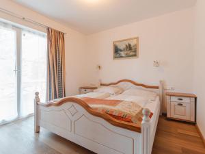 Posteľ alebo postele v izbe v ubytovaní Chalet Hochkrimml 2 by Interhome