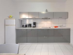 Nhà bếp/bếp nhỏ tại Apartment Nika-7 by Interhome