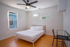 Voodi või voodid majutusasutuse Serene 2BR1BA Residence in Peaceful San Antonio toas