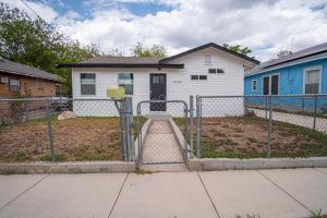 Hoone, kus puhkemaja asub