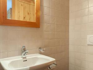 Bagno di Chalet Sebas by Interhome