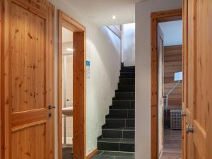 Foto dalla galleria di Chalet Sebas by Interhome a Nendaz