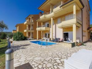 Fotografie z fotogalerie ubytování Apartment Magnolia - RAC167 by Interhome v destinaci Rabac