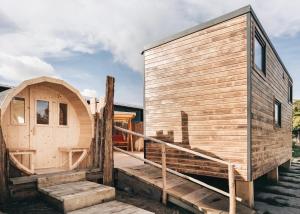 Fotografie z fotogalerie ubytování Idyllisches Tiny House mit Sauna v destinaci Löbau