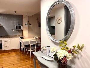 Η κουζίνα ή μικρή κουζίνα στο Apartaments del Camp - L'Amfitriona +38 φωτογραφίες
