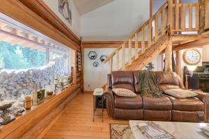 Imagen de la galería de Philipsburg Log Cabin - Direct Ski Lift Access!, en Georgetown