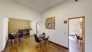 Posezení v ubytování Triana Rooms EH