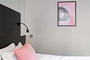 Postel nebo postele na pokoji v ubytování Aiden by Best Western Stockholm Solna