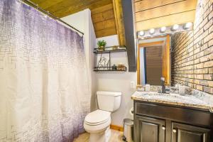 Ένα μπάνιο στο Riverhaven Glamorous A-Frame On St Joe River! +39 φωτογραφίες