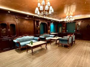 Posezení v ubytování Tulip Hotel 2