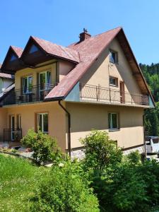 Το κτήριο όπου στεγάζεται  το δωμάτιο σε οικογενειακή κατοικία