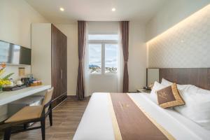 Katil atau katil-katil dalam bilik di Minh Chien Hotel