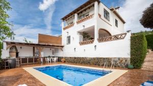 Bazén v ubytování Casa La Bimbre Algatocín by Ruralidays nebo v jeho okolí