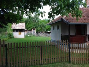 Bangunan di mana terletaknya apartmen