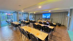 My Dormy Hostel UMM餐廳或用餐的地方
