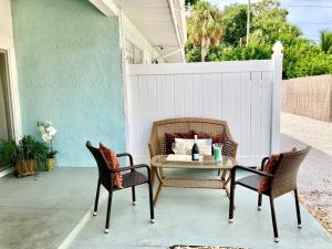 Rõdu või terrass majutusasutuses Island Gem A home