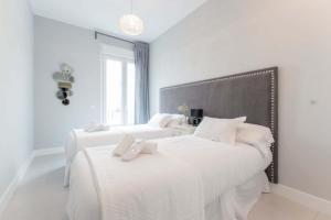 Posteľ alebo postele v izbe v ubytovaní Modern and luxurious -3 Bdr 2Bth- Pastor y Landero