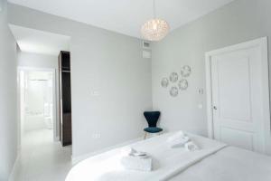 Posteľ alebo postele v izbe v ubytovaní Modern and luxurious -3 Bdr 2Bth- Pastor y Landero