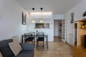 A kitchen or kitchenette at INMUEBLE DE CATEGORIA. Wifi FREE