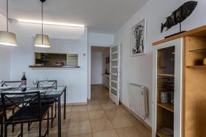 A kitchen or kitchenette at INMUEBLE DE CATEGORIA. Wifi FREE