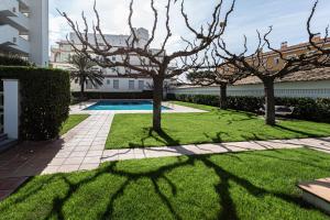 The swimming pool at or close to INMUEBLE DE CATEGORIA. Wifi FREE
