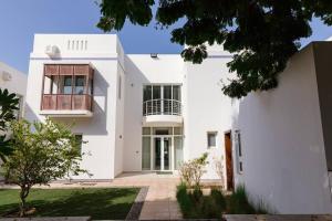 Gallery image of Private 5 Bed Villa / Next to Lagoon in Seeb