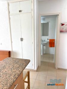 Koupelna v ubytování APARTBEACH ADRIATICO 518 VISTAS PLAYA y CLIMATIZADO