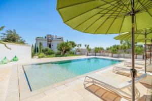 Πισίνα στο ή κοντά στο Mastropà Exclusive Palace by Raro Villas