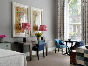 Posezení v ubytování Knightsbridge Hotel, Firmdale Hotels