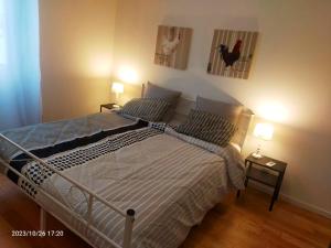 Llit o llits en una habitació de Maison de 3 chambres avec jardin clos et wifi a Andonville