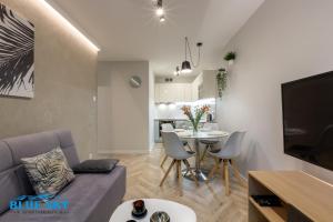 Apartamenty BlueSky - Nad Łomnicą 14 - centrum, blisko deptaka tesisinde bir oturma alanı